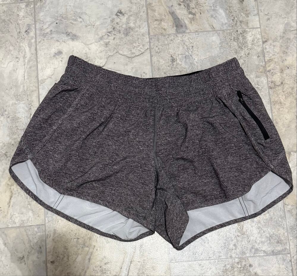 Lululemon Tracker Short V 4" Womens 12 Heathered Gray Athletic Running Gym Short